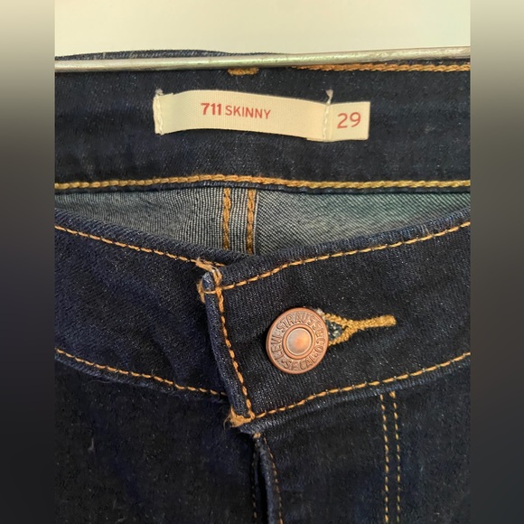 Levi’s 711 Skinny Jeans Dark Wash NWOT size 29 - Picture 4 of 4